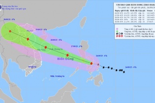 Bão Bualoi vào Biển Đông thành bão số 10, giật cấp 14
