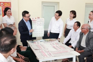 Đọc Dự thảo Văn kiện Đại hội Đảng XIV tại 7.461 Bưu điện - Văn hoá xã