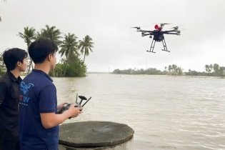 Những chuyến bay nghĩa tình miền Trung