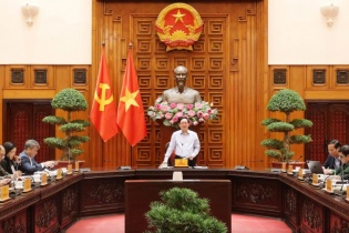 Sớm tháo gỡ điểm nghẽn pháp luật, hoàn thiện thể chế, cải thiện môi trường đầu tư, kinh doanh