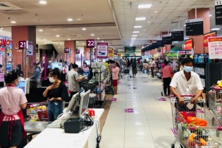 Khẩn trương khắc phục hậu quả thiên tai, phục hồi sản xuất kinh doanh, đẩy mạnh tiêu dùng