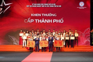 Quy định về xét tôn vinh, trao tặng giải thưởng cho doanh nhân, doanh nghiệp