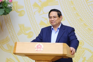 Xây dựng luật pháp phục vụ phát triển là cơ bản, chiến lược, lâu dài