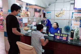 Cá nhân bán vé tàu giả sẽ bị phạt từ 10-15 triệu đồng