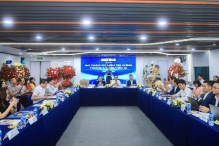 AI đang là "con dao 2 lưỡi" đối với ngành tài chính ngân hàng