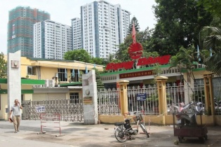 Hà Nội di dời 58 cơ sở để dành quỹ "đất vàng" làm trường học, trồng cây xanh