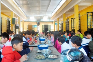 Yêu cầu rà soát, thực hiện đầy đủ chế độ đối với học sinh thuộc diện chính sách, khó khăn