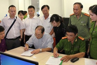 Việt Nam giúp Trung Quốc tóm gọn quan tham trốn truy nã