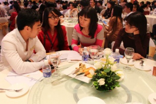 Star Tower hút khách trong ngày ra mắt dự án