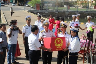 Sáng 4/5, bầu cử sớm trên vùng biển phía Nam