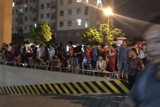 Hà Nội: Giải cứu thành công nam thanh niên đòi nhảy từ tầng 16 vì mâu thuẫn tình cảm