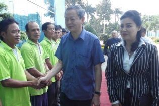 Lãnh đạo TP.HCM chúc Tết công nhân Khu liên hợp xử lý chất thải Đa Phước