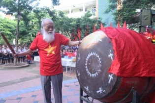 Phó giáo sư Văn Như Cương qua đời, hưởng thọ 80 tuổi