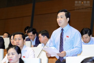 Đại biểu đề nghị sớm đầu tư kết nối các cụm cảng với tuyến cao tốc để tăng hiệu quả khai thác