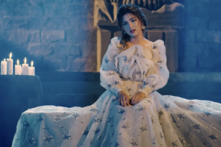 Phim Cậu Chủ Ma Cà Rồng: Mỗi diễn viên chính được trang bị hơn 30 bộ quần áo