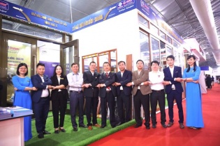 Nhôm Sông Hồng mang sản phẩm mới tham gia Hội trợ triển lãm Quốc tế VIETBUILD