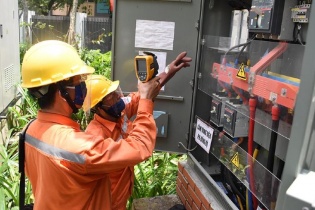 Điện nhiều mà vẫn thiếu