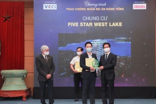 Nối tiếp thành công, Five Star West Lake được vinh danh tại “Dự án đáng sống 2021”