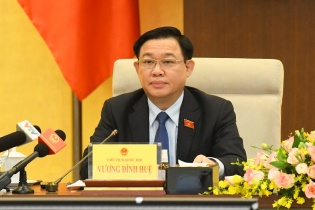 Quốc hội tham vấn chuyên gia về kinh tế - xã hội: Nhiều thách thức cần giải pháp đột phá