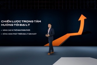 Topal tái định vị, khẳng định không chỉ là nhôm hệ và phụ kiện