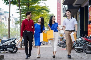 Tết an vui, gọi thoại thả ga từ nhà mạng MobiFone
