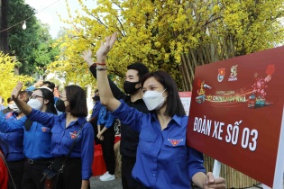 TP.HCM: Xúc động chia tay người lao động và các tình nguyện viên về quê ăn tết