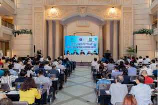 Hội nghị đối thoại giữa Bộ Y tế với doanh nghiệp dược năm 2022