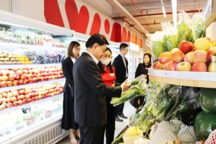 Phó thủ tướng Singapore thăm cửa hàng WIN của Tập đoàn Masan