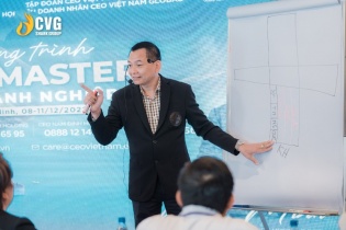 Doanh nhân trẻ tìm hiểu cách gọi vốn tại khóa huấn luyện Sharker 2 tại CVG Shark Group