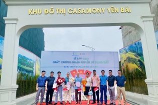 Chủ đầu tư Khát Vọng Việt bàn giao Giấy chứng QSDĐ cho Khách hàng tại Casamony Yên Bái