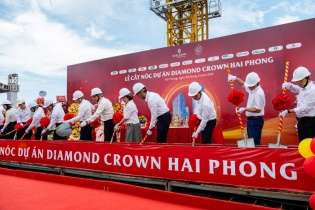 Biểu tượng kiến trúc của thành phố cảng Hải Phòng chính thức cất nóc