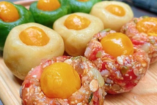 Thị trường bánh Trung thu cao cấp 2023: Mức giá lên tới vài triệu đồng