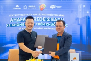  Ahamove - Aura Network hợp tác cho ra mắt tình năng AhaFast Ride to Earn