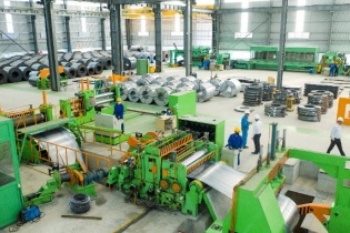 SMC thu hẹp nhân sự và bán bớt tài sản để cầm cự