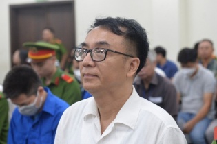 Xét xử phúc thẩm vụ cựu Cục phó Trần Hùng trong vụ “bảo kê” sách lậu