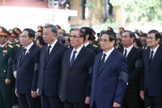 Lãnh đạo Đảng, Nhà nước xúc động, tiếc thương ghi sổ tang Tổng Bí thư Nguyễn Phú Trọng