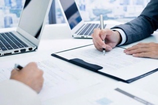 Thay đổi giấy phép kinh doanh nhanh chóng, đúng luật với Kế toán Apolo
