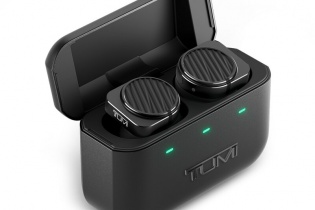 TUMI công bố mối quan hệ hợp tác với thương hiệu âm thanh cao cấp Master & Dynamic