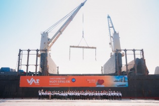 Thép VAS, thép xanh Việt Nam ngời sáng trên đất Anh quốc