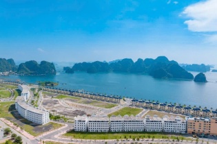 Xu hướng đầu tư Vua - Đất nền sổ đỏ mặt biển Vịnh di sản thế giới