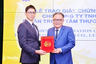 Đồng Nai trao giấy chứng nhận đầu tư cho dự án Trung tâm thương mại Aeon Mall lớn nhất Việt Nam