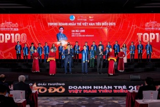 Tổng giám đốc Dược Nam Hà được vinh danh “Doanh nhân trẻ Việt Nam tiêu biểu 2025”