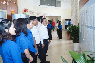 [Ảnh] Không khí chuẩn bị cho ngày hội bầu cử tại TP.HCM