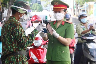 TP.HCM hỗ trợ người dân khai báo “di chuyển nội địa” nhanh chóng 