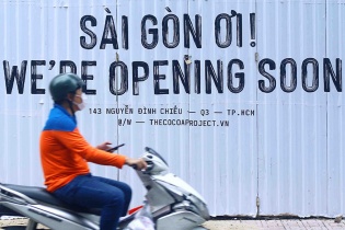 [Ảnh] TP.HCM: Doanh nghiệp và hộ kinh doanh chuẩn bị cho "bình thường mới"