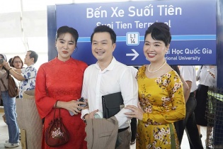 TP.HCM: Đoàn kiều bào và các nghệ sỹ tiêu biểu trải nghiệm tuyến Metro số 1