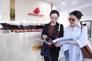 Đoàn doanh nghiệp dự Hội nghị Logistics 2024 đến tham quan Cảng Quốc tế Long An