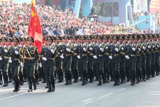 Lực lượng quân đội Trung Quốc, Lào, Campuchia tham gia diễu binh, diễu hành mừng ngày 30/4