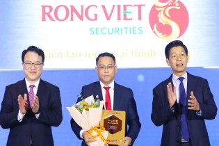 [Ảnh] Vinh danh Nhóm tổ chức tư vấn M&A tiêu biểu năm 2024-2025