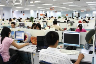 Dốc vốn đầu tư ra nước ngoài